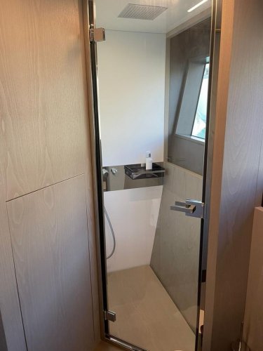 Ferretti 850